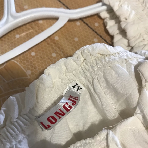 Female top - Picture 2 of 3